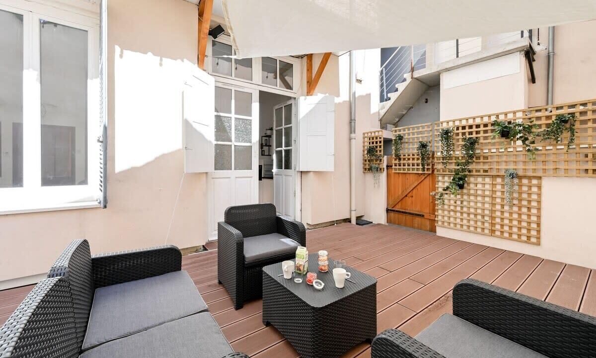 Photo of Patio Balcony in Gorge de Loup