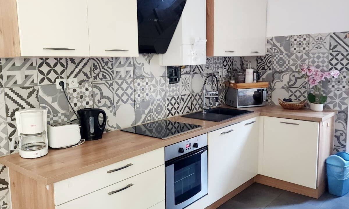Photo of Kitchen in Besancon Old Town