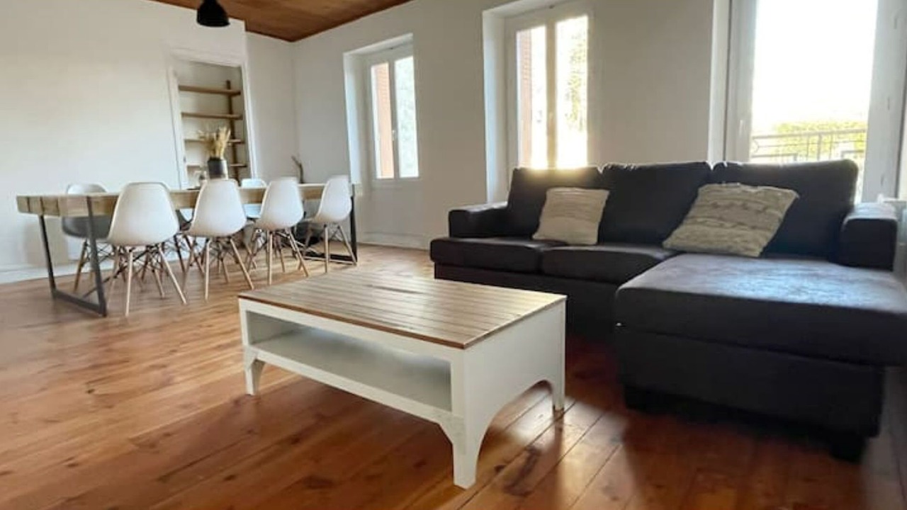 Photo of Livingroom in Pradelles