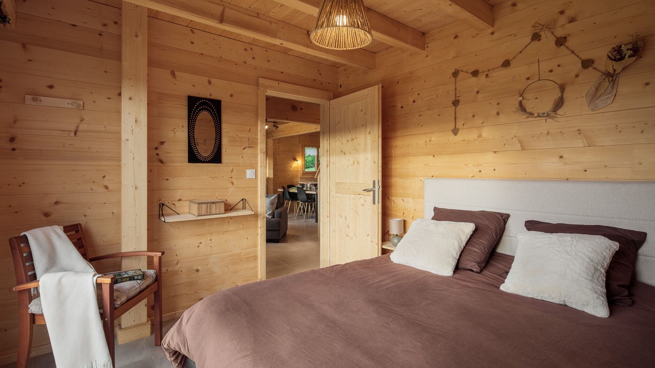 Photo of Bedroom in Prenovel