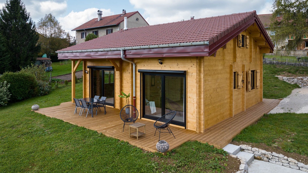 Photo of Outdoor in Prenovel