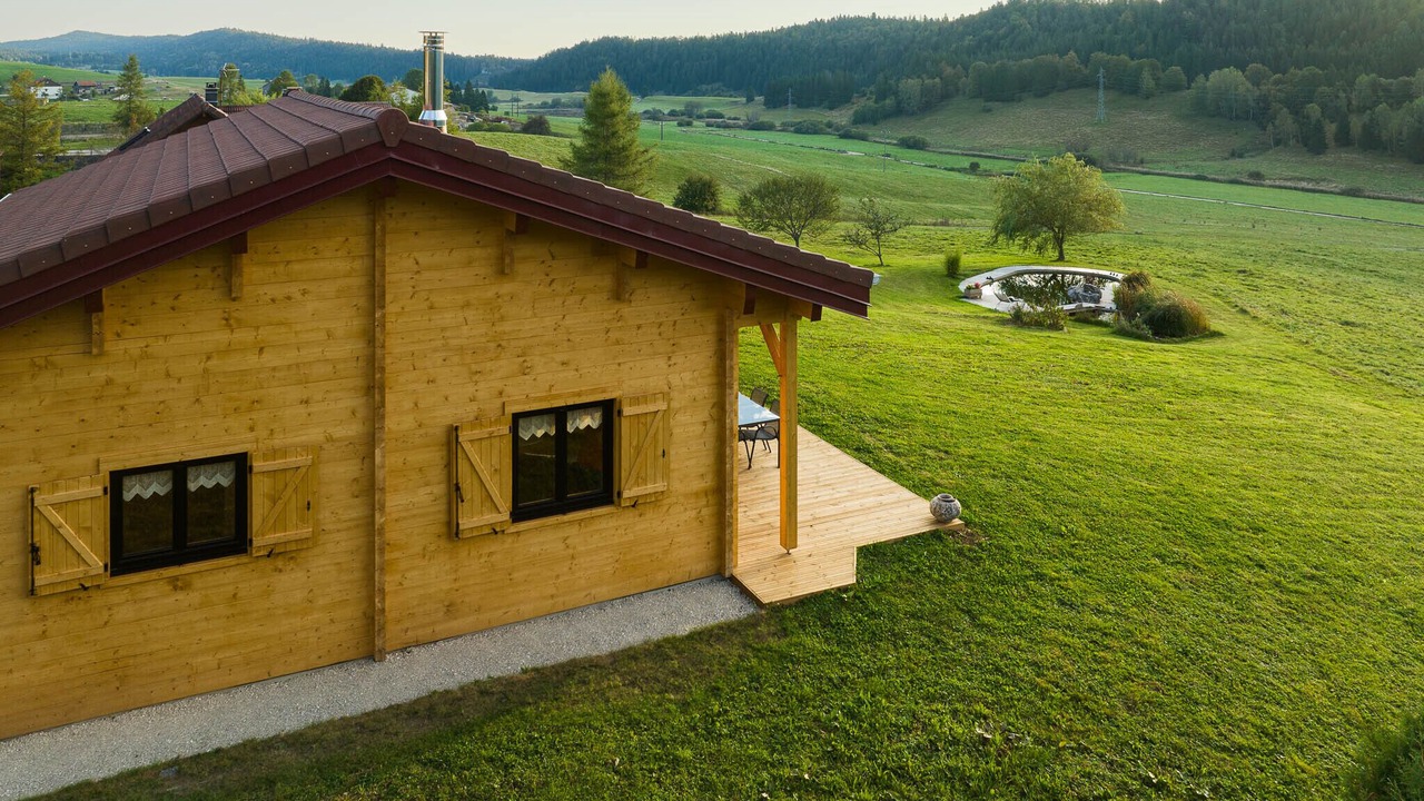 Photo of Outdoor in Prenovel