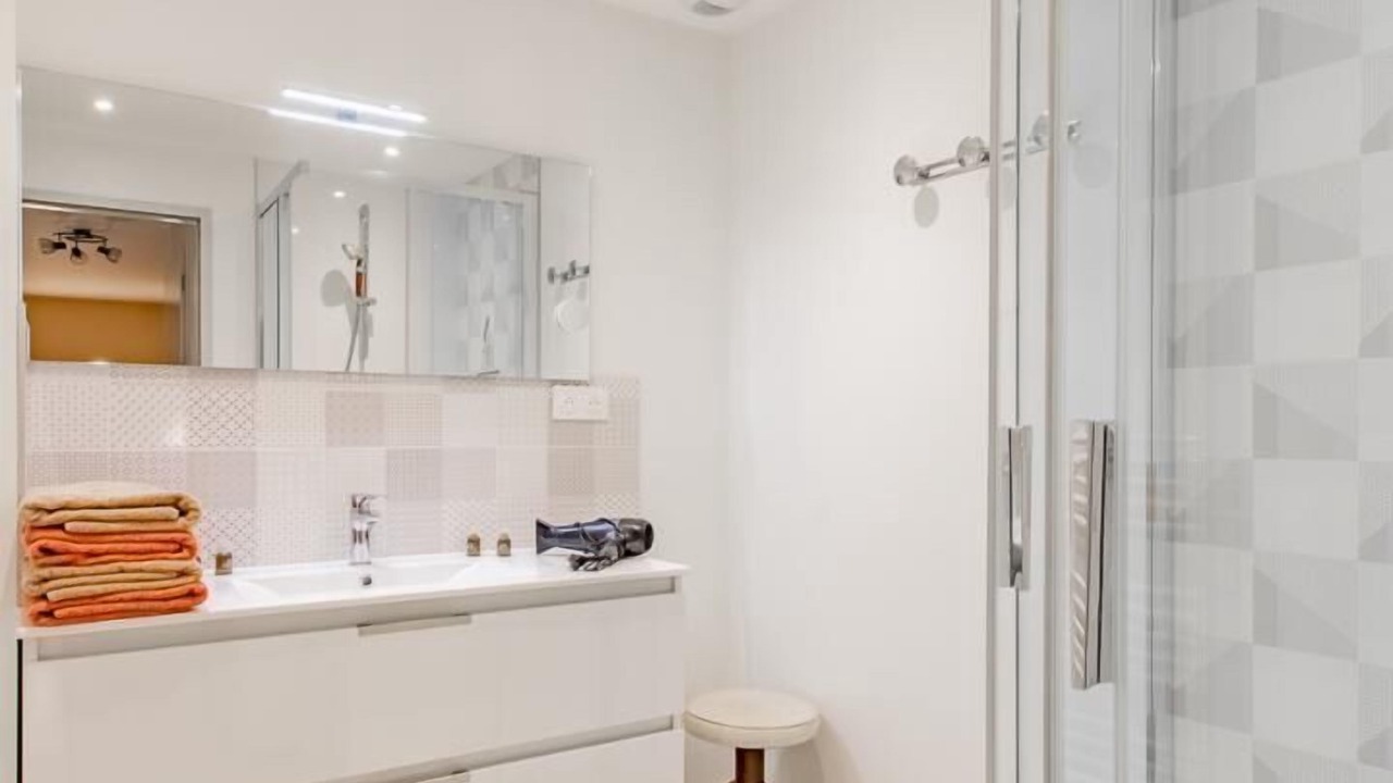 Photo of Bathroom in Hurigny