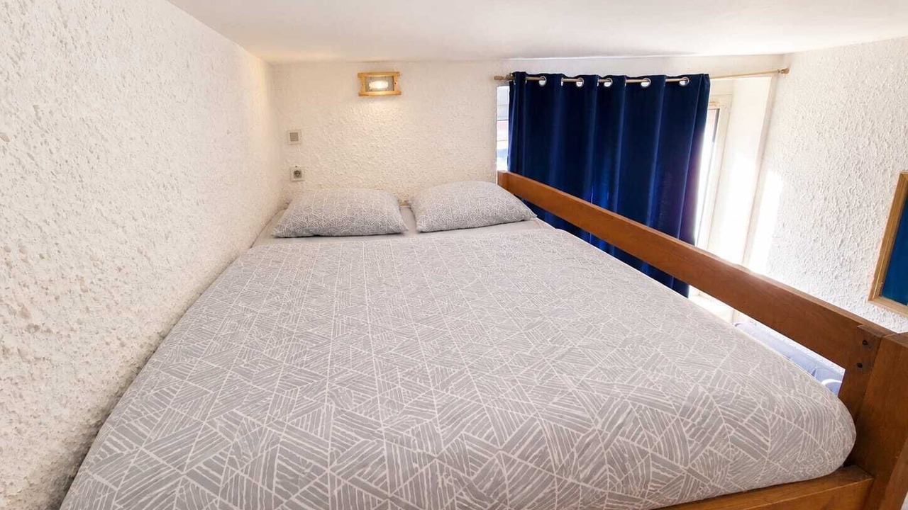 Photo of Bedroom in Besancon Old Town