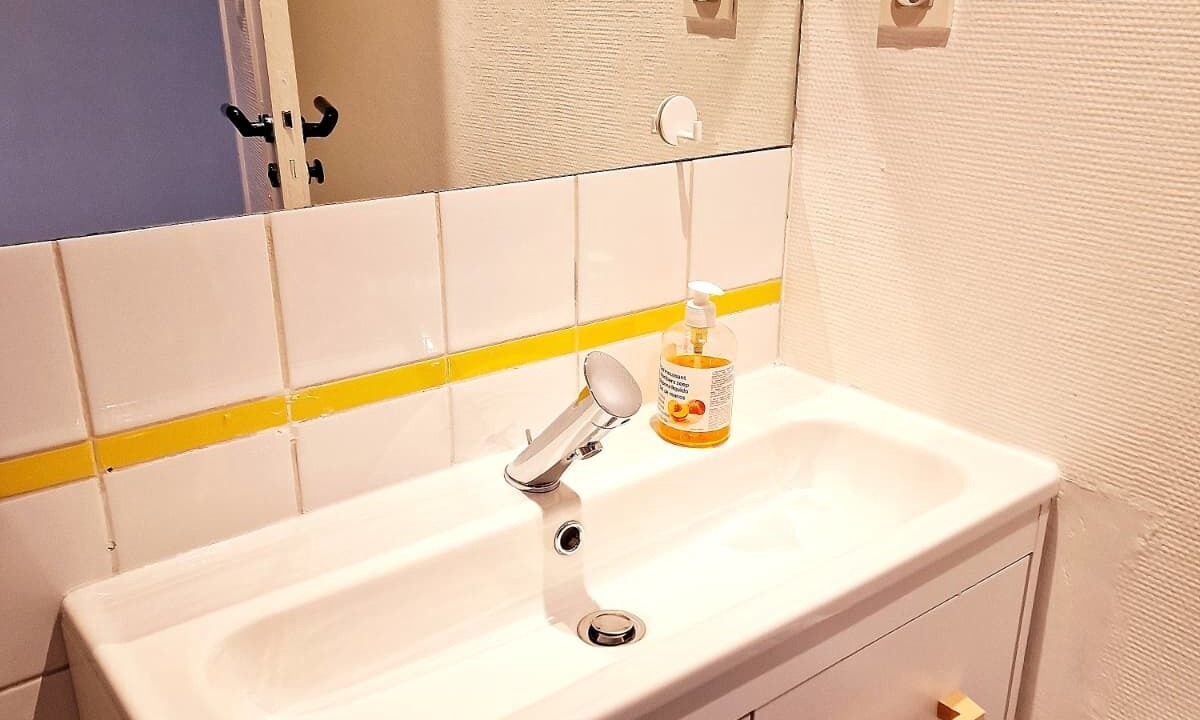 Photo of Bathroom in Besancon Old Town
