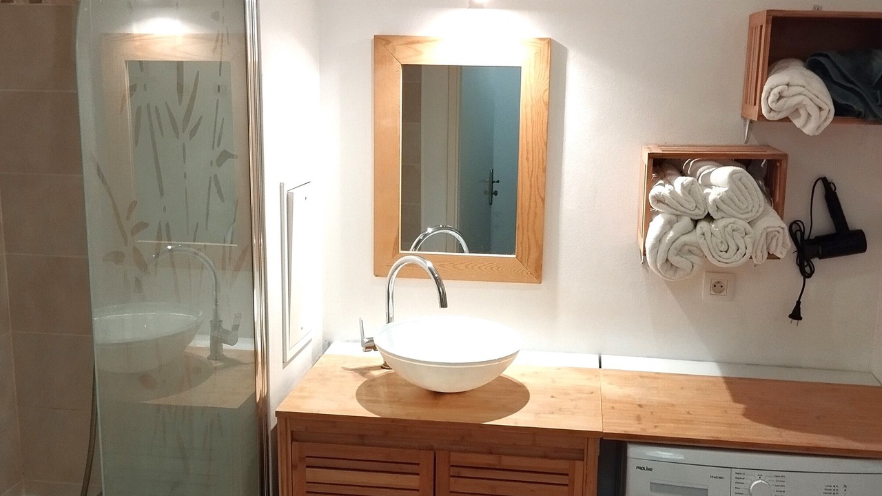 Photo of Bathroom in Chatenay-Malabry