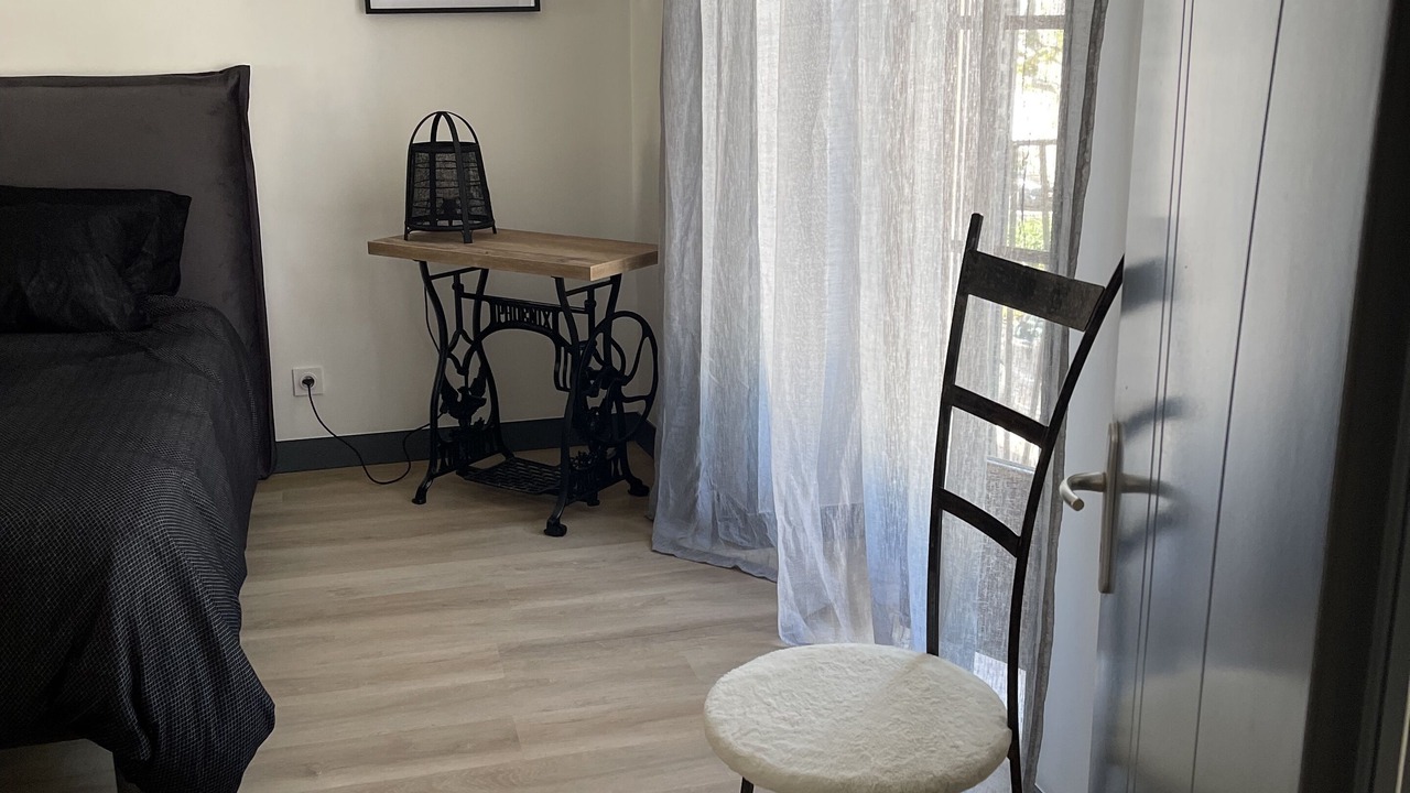 Photo of Bedroom in Buxy