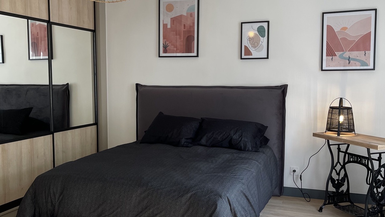 Photo of Bedroom in Buxy