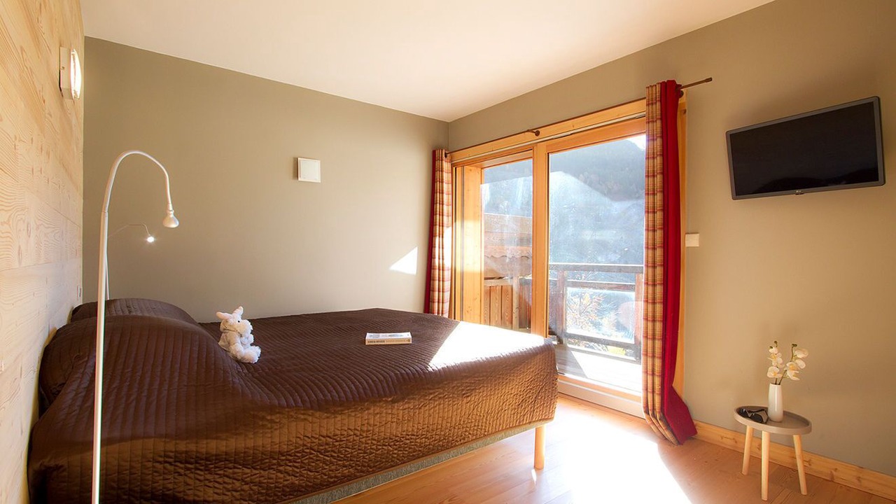 Photo of Bedroom in Venosc