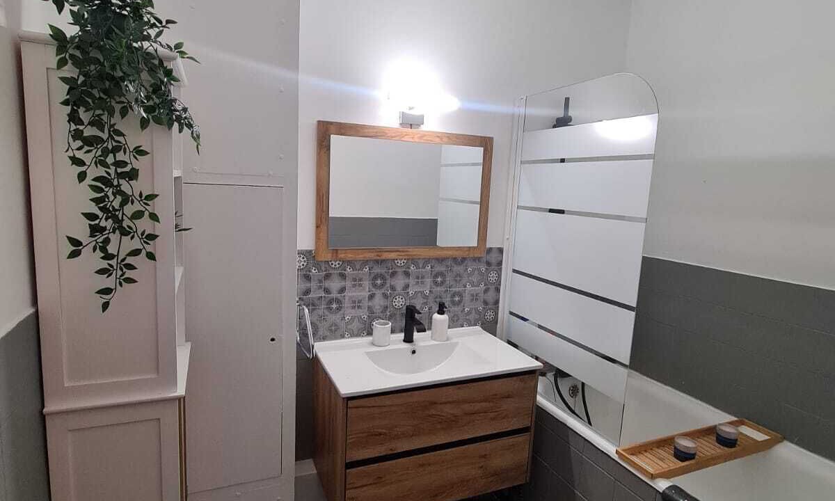 Photo of Bathroom in Quartier Massy-Opera I