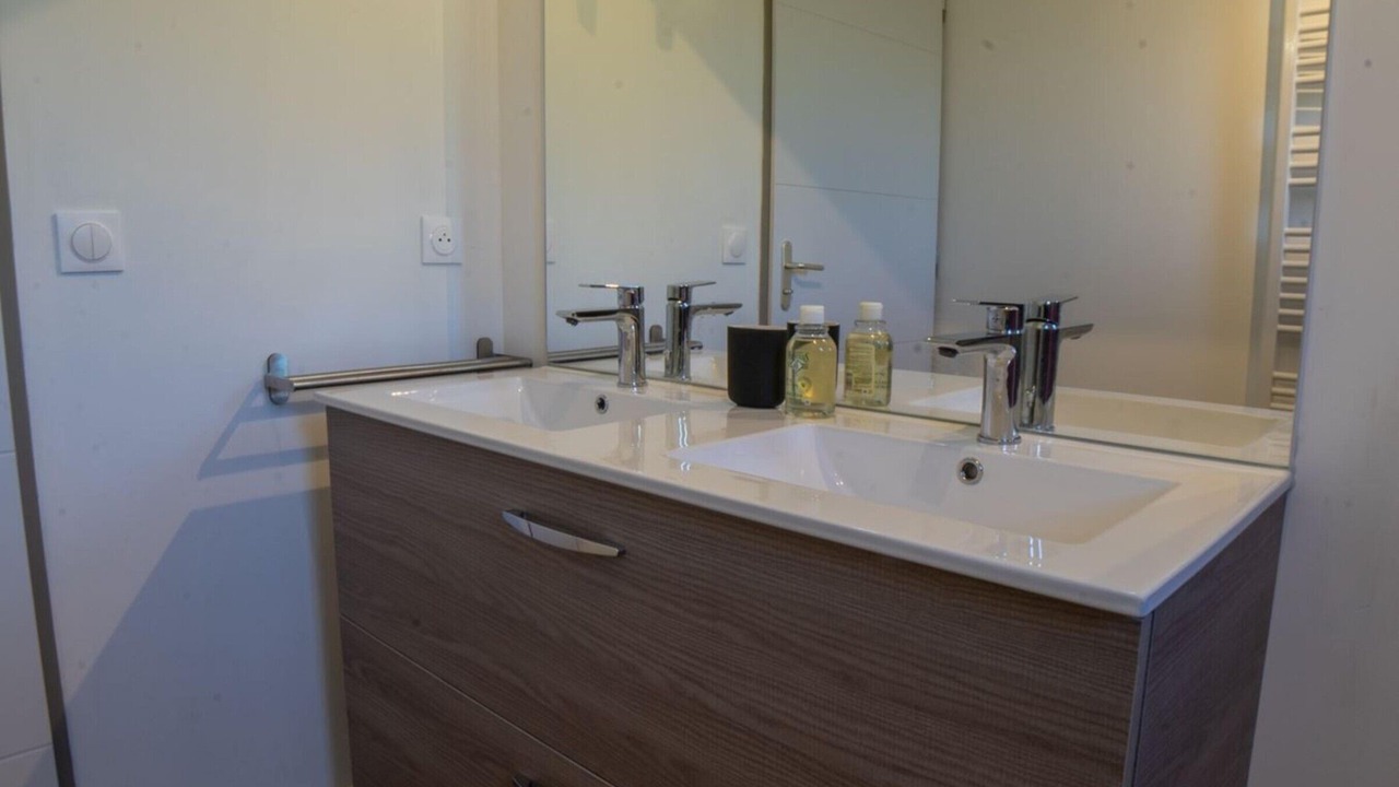 Photo of Bathroom in Vesseaux