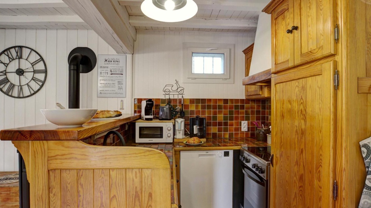 Photo of Kitchen in Belmont-de-la-Loire