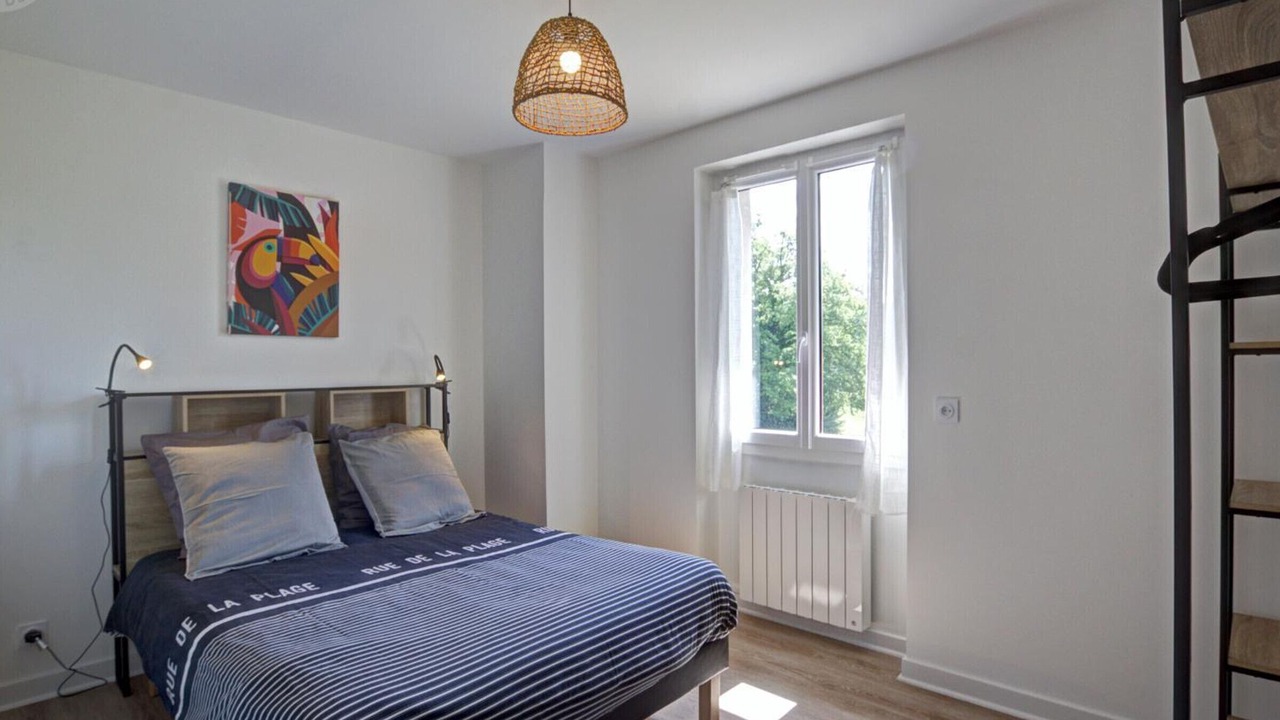 Photo of Bedroom in Belmont-de-la-Loire