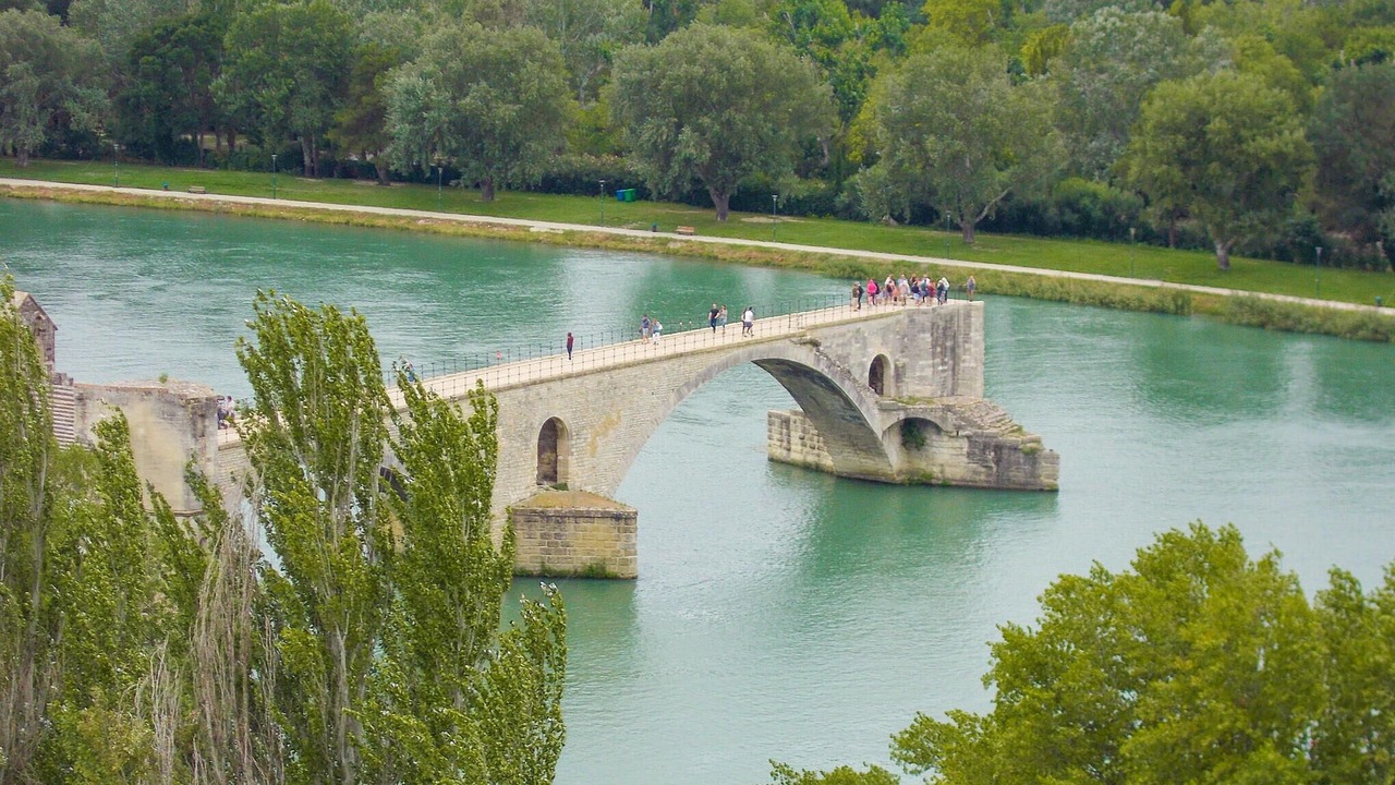 Photo of Others in Visan
