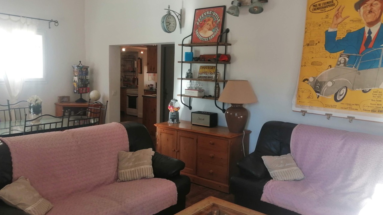 Photo of Livingroom in Buisson
