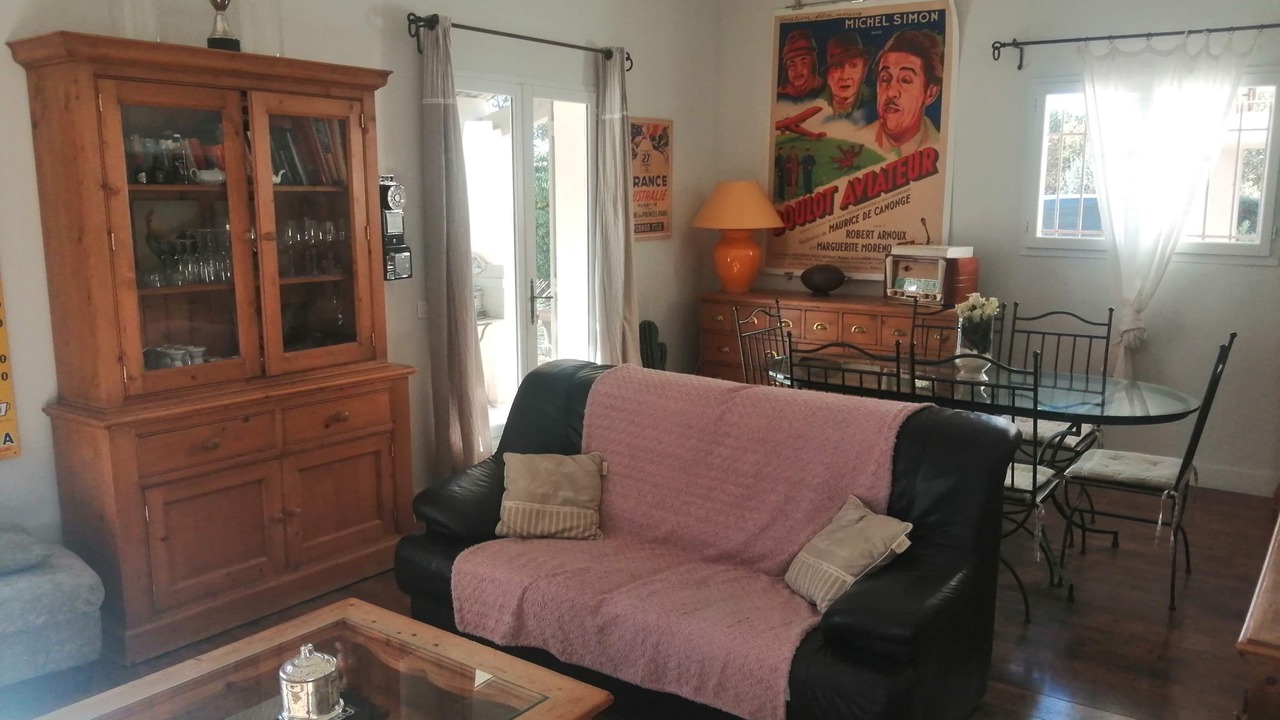 Photo of Livingroom in Buisson