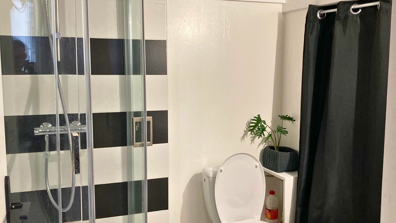 Photo of Bathroom in Besancon Old Town