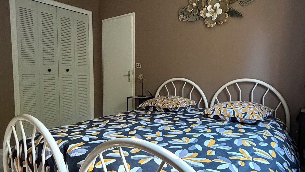 Photo of Bedroom in Faucon