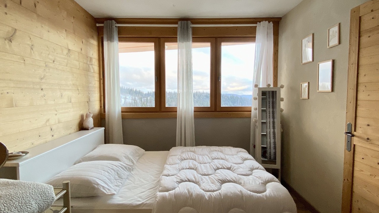 Photo of Bedroom in Premanon