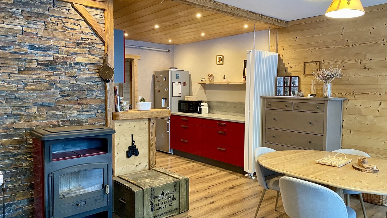Photo of Kitchen in Premanon