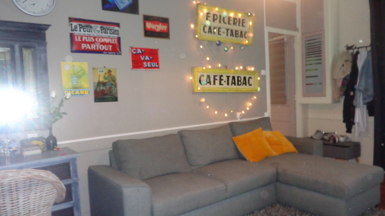 Photo of Livingroom in Poil