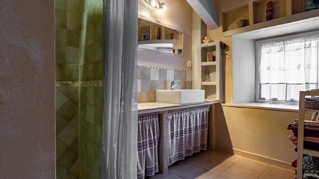 Photo of Bathroom in Dornas