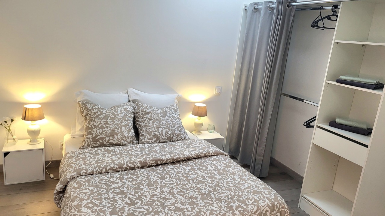 Photo of Bedroom in Longjumeau