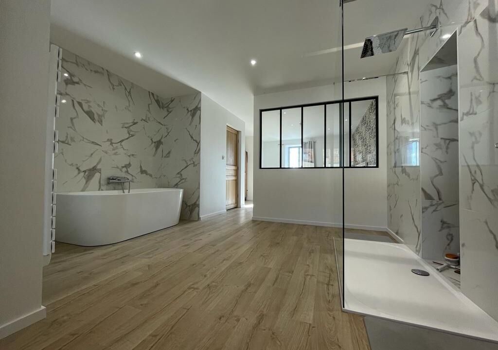 Photo of Bathroom in Culles-les-Roches