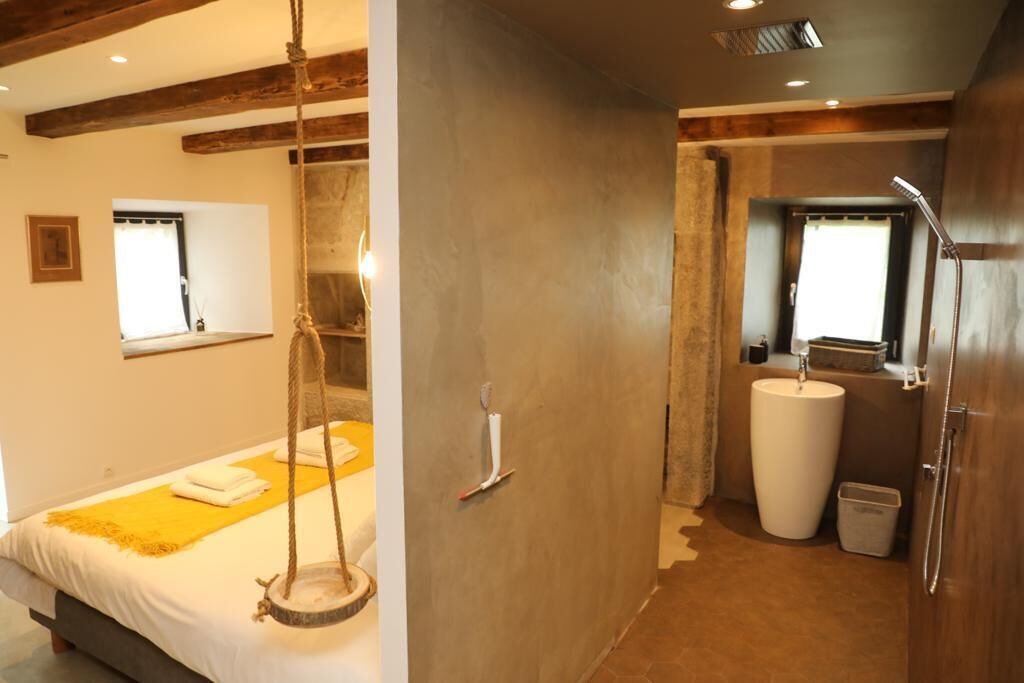 Photo of Bedroom in Saint-Urcize