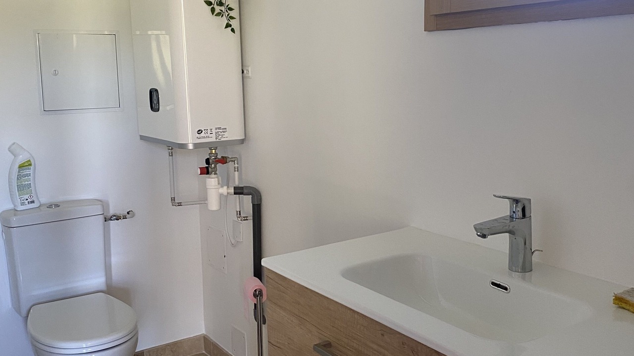 Photo of Bathroom in Varennes-sous-Dun