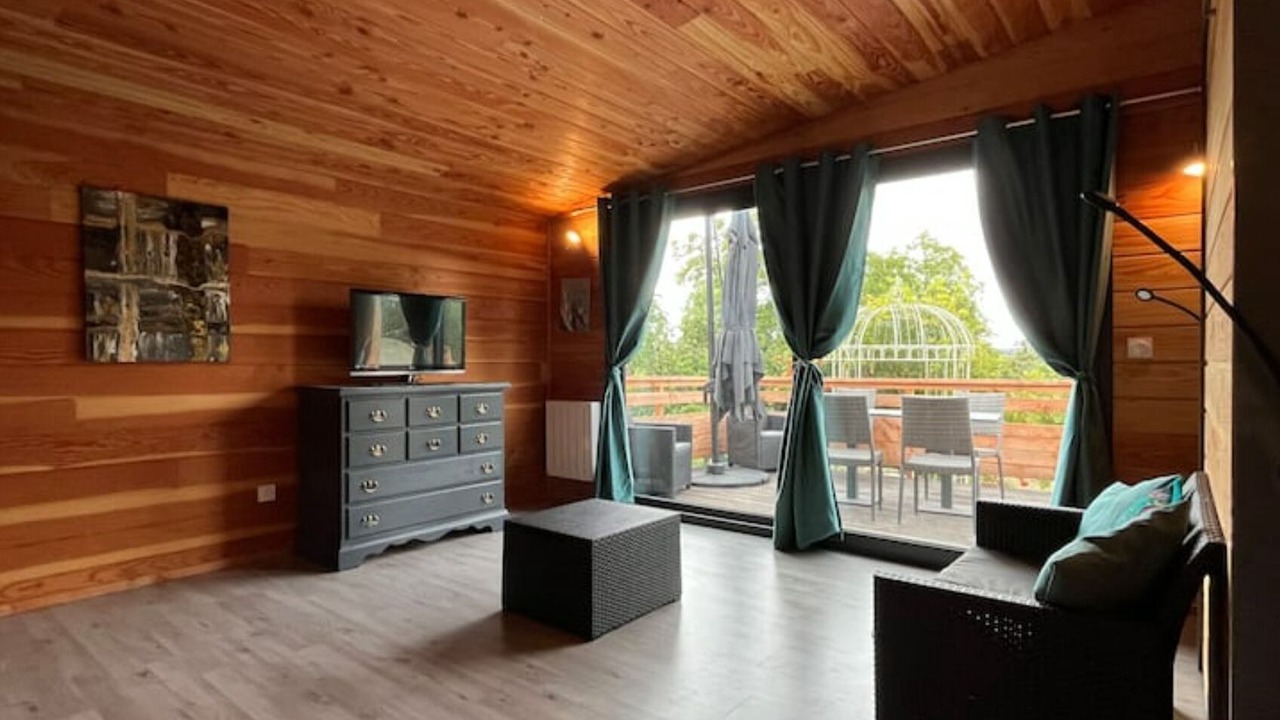 Photo of Livingroom in Theuley