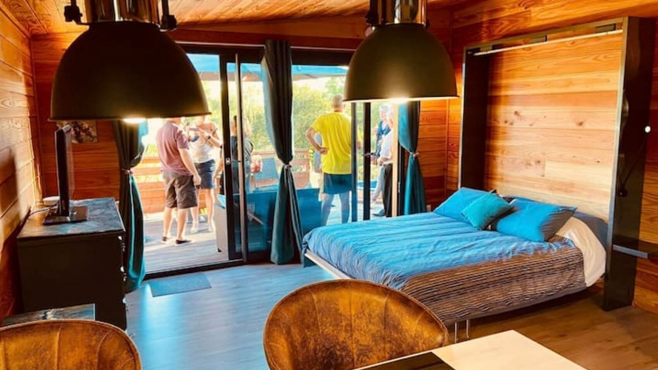 Photo of Bedroom in Theuley