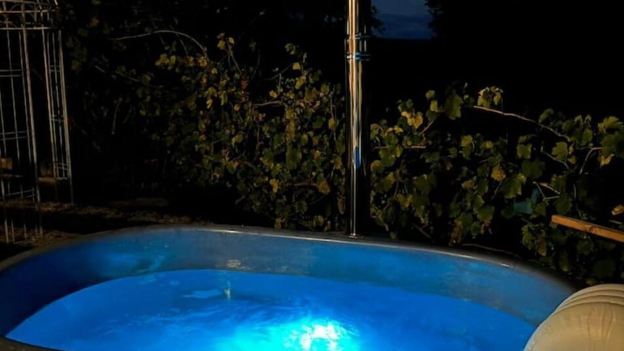 Photo of Outdoor in Theuley