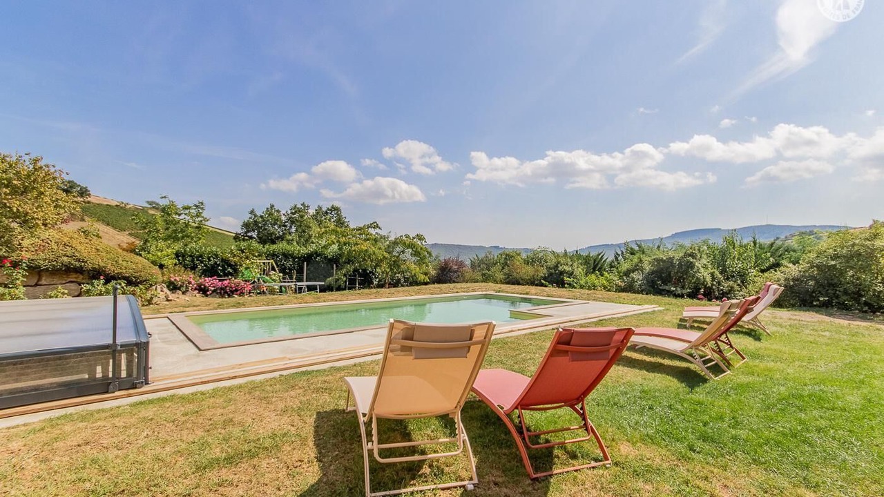 Photo of Outdoor in Serrieres