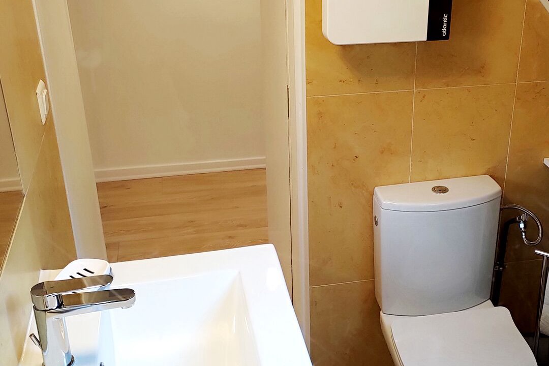 Photo of Bathroom in Chevreuse