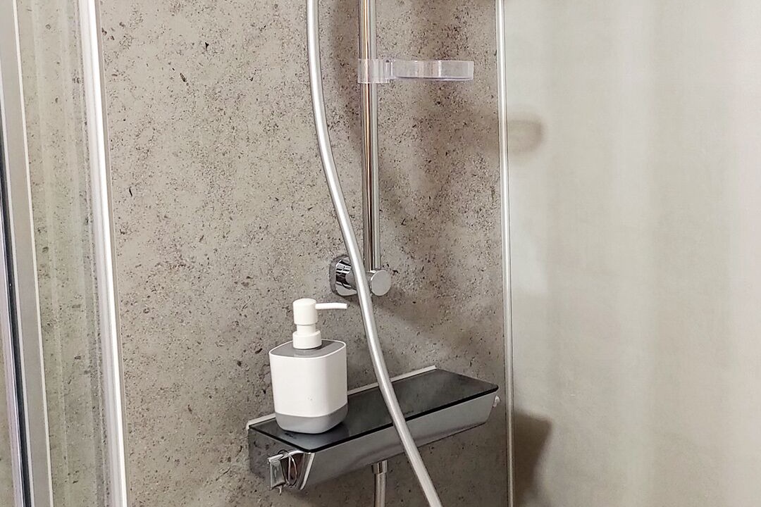 Photo of Bathroom in Chevreuse