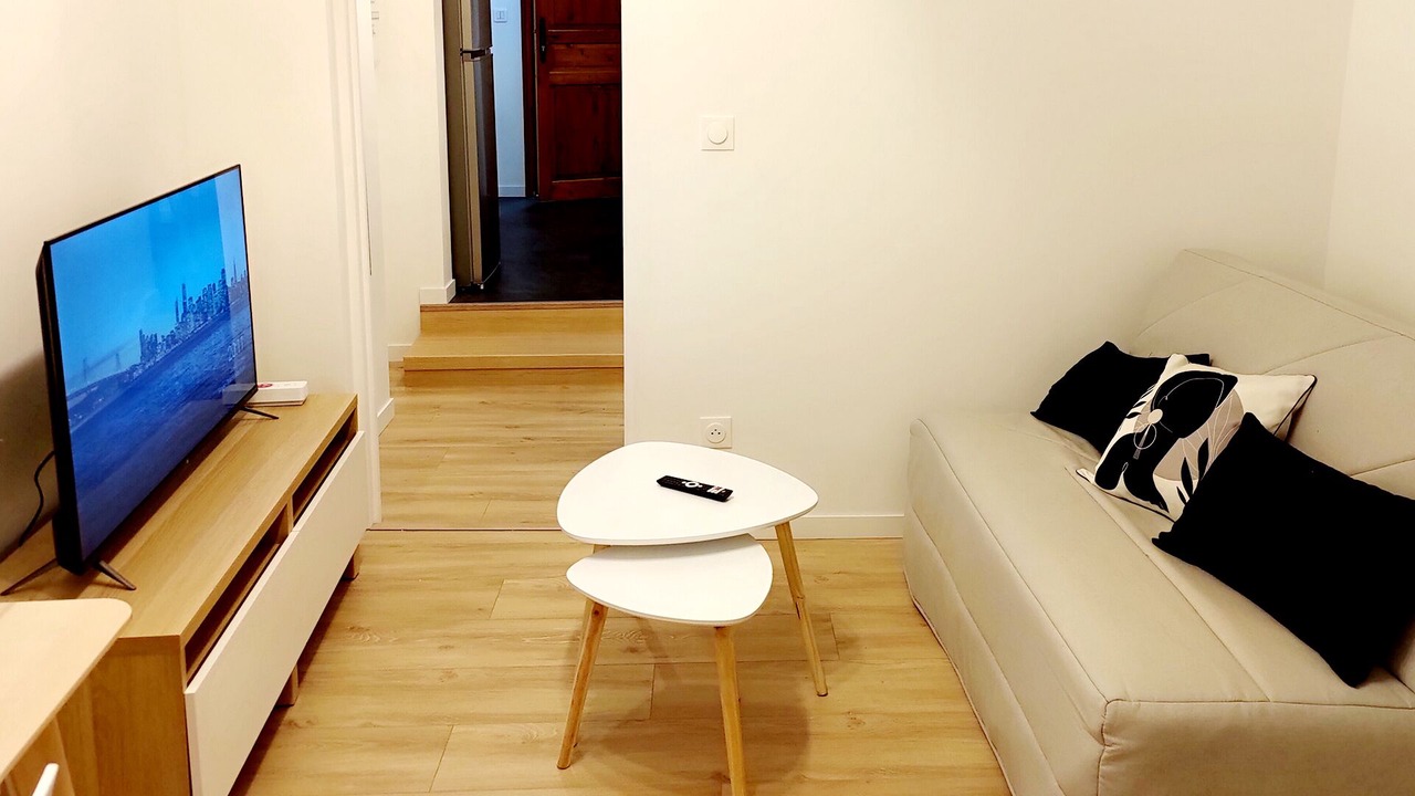 Photo of Livingroom in Chevreuse