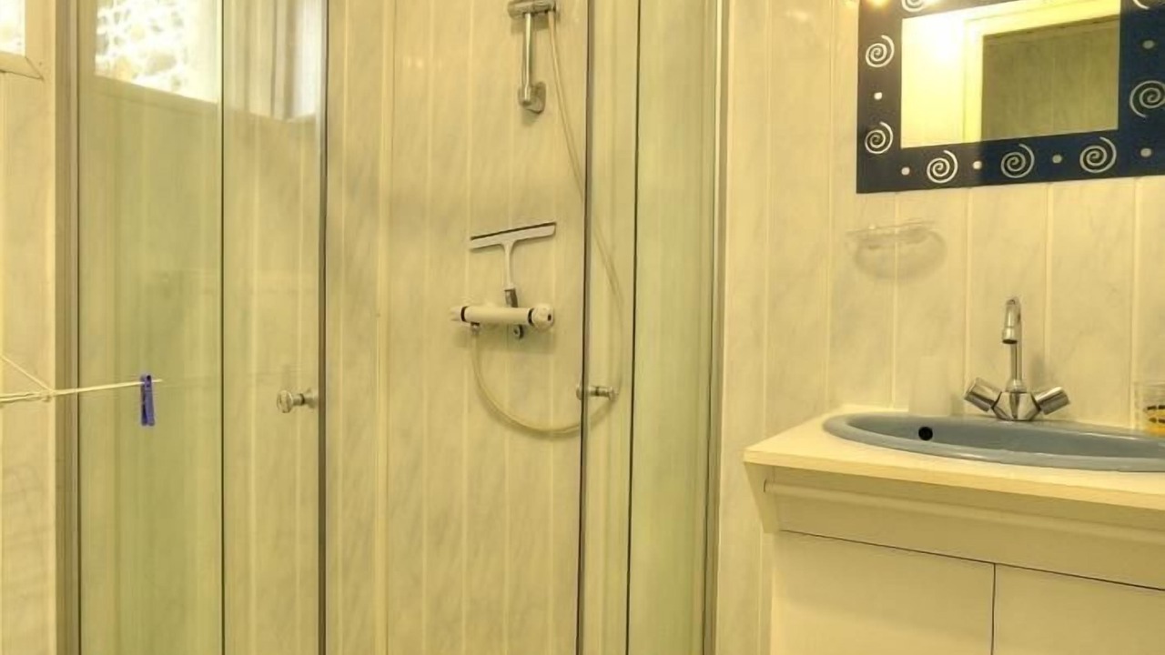 Photo of Bathroom in Trades