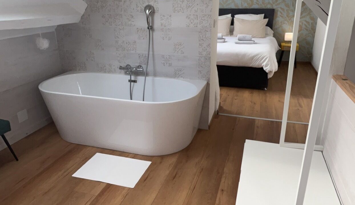 Photo of Bathroom in Chavenon