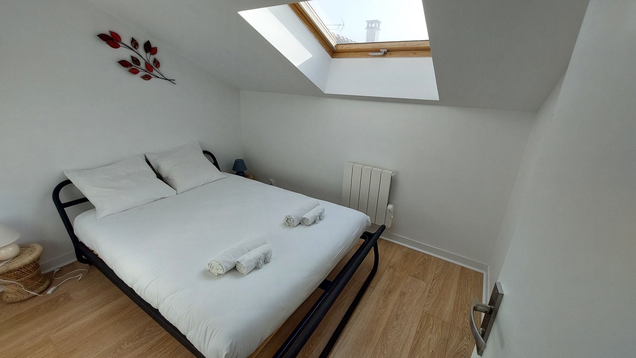 Photo of Bedroom in Sainte-Genevieve-des-Bois