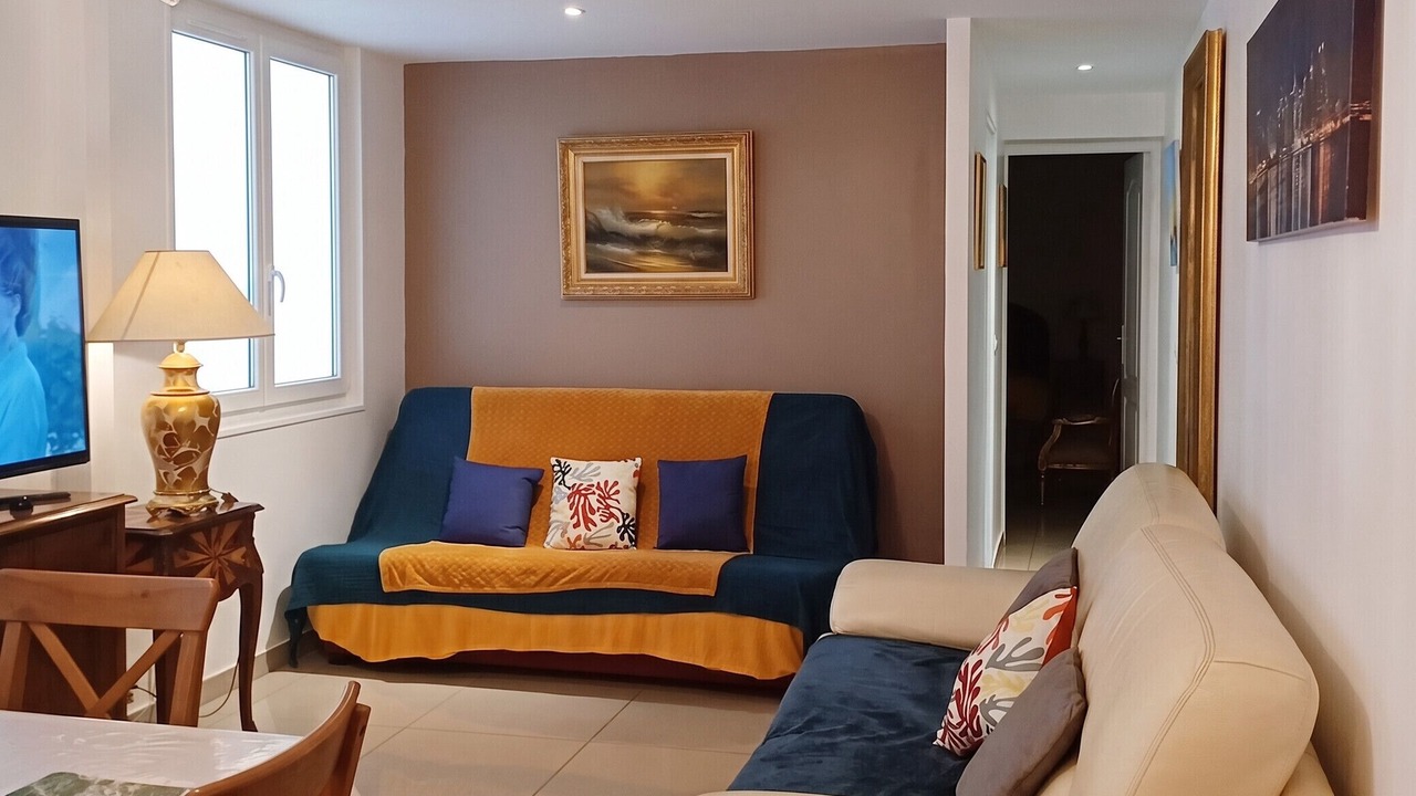 Photo of Livingroom in Paray-Vieille-Poste