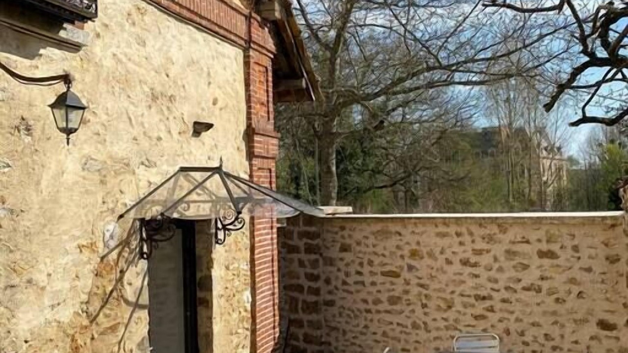 Photo of Outdoor in Bonnelles