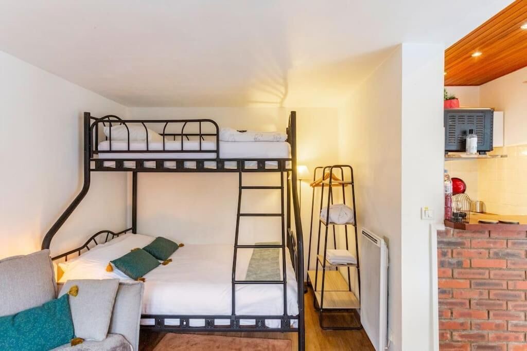 Photo of Bedroom in Saint-Michel-sur-Orge