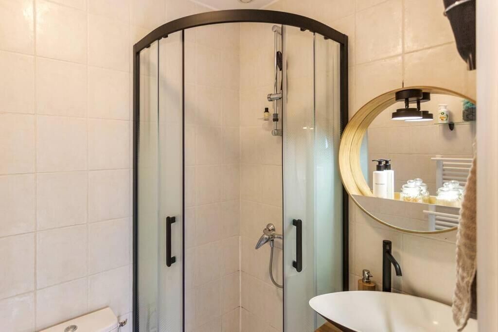 Photo of Bathroom in Saint-Michel-sur-Orge