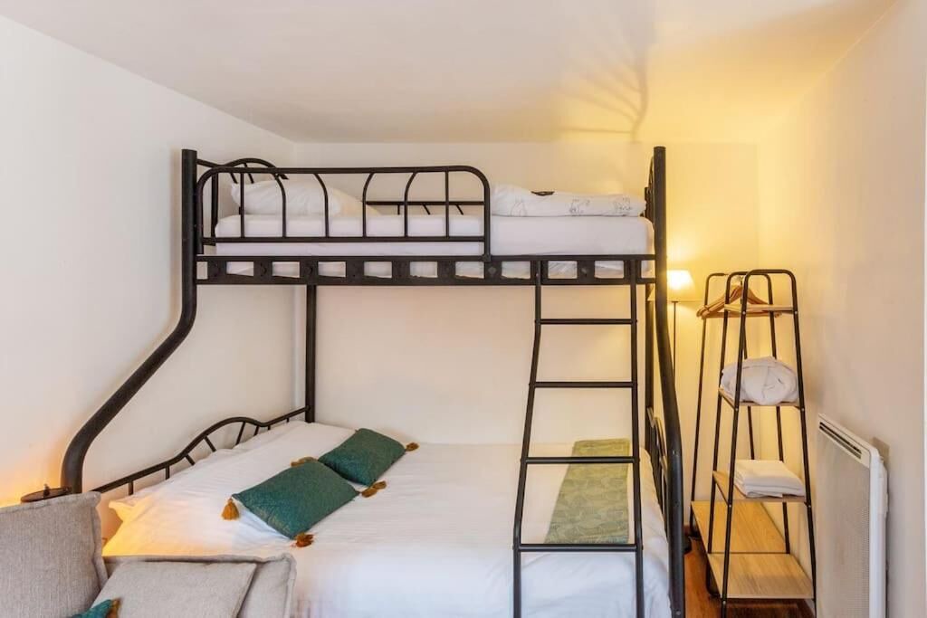 Photo of Bedroom in Saint-Michel-sur-Orge