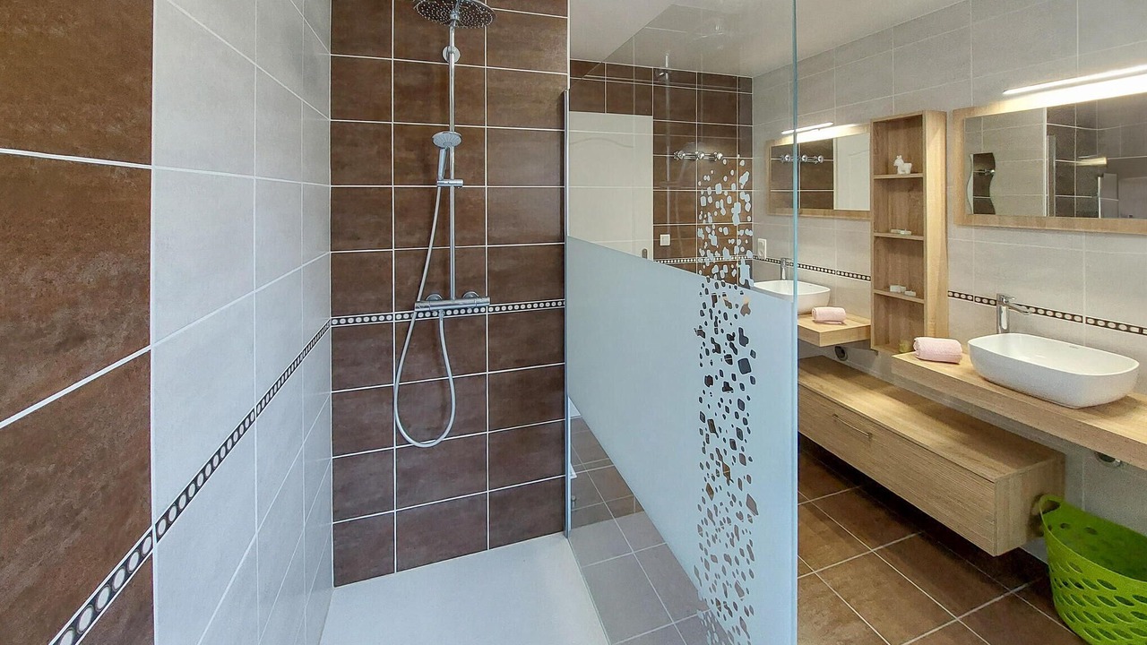 Photo of Bathroom in Chilhac