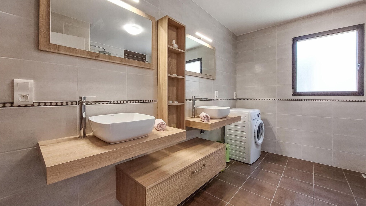 Photo of Bathroom in Chilhac