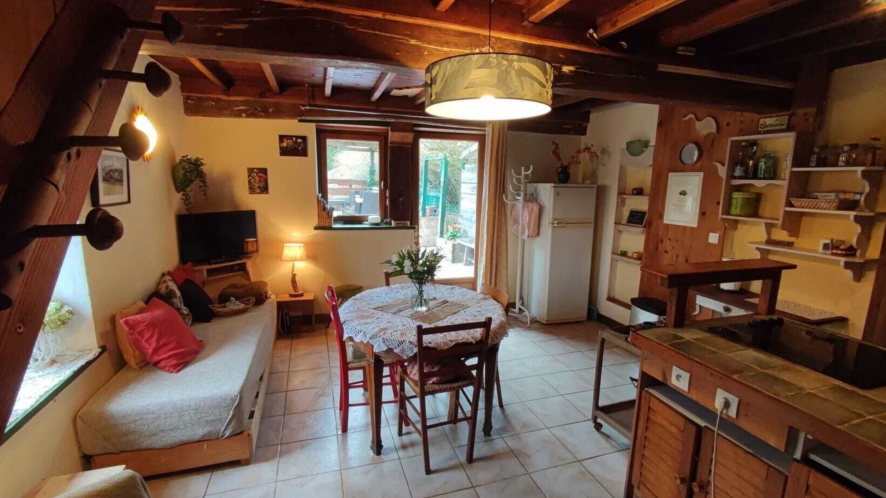 Photo of Livingroom in Yzeron