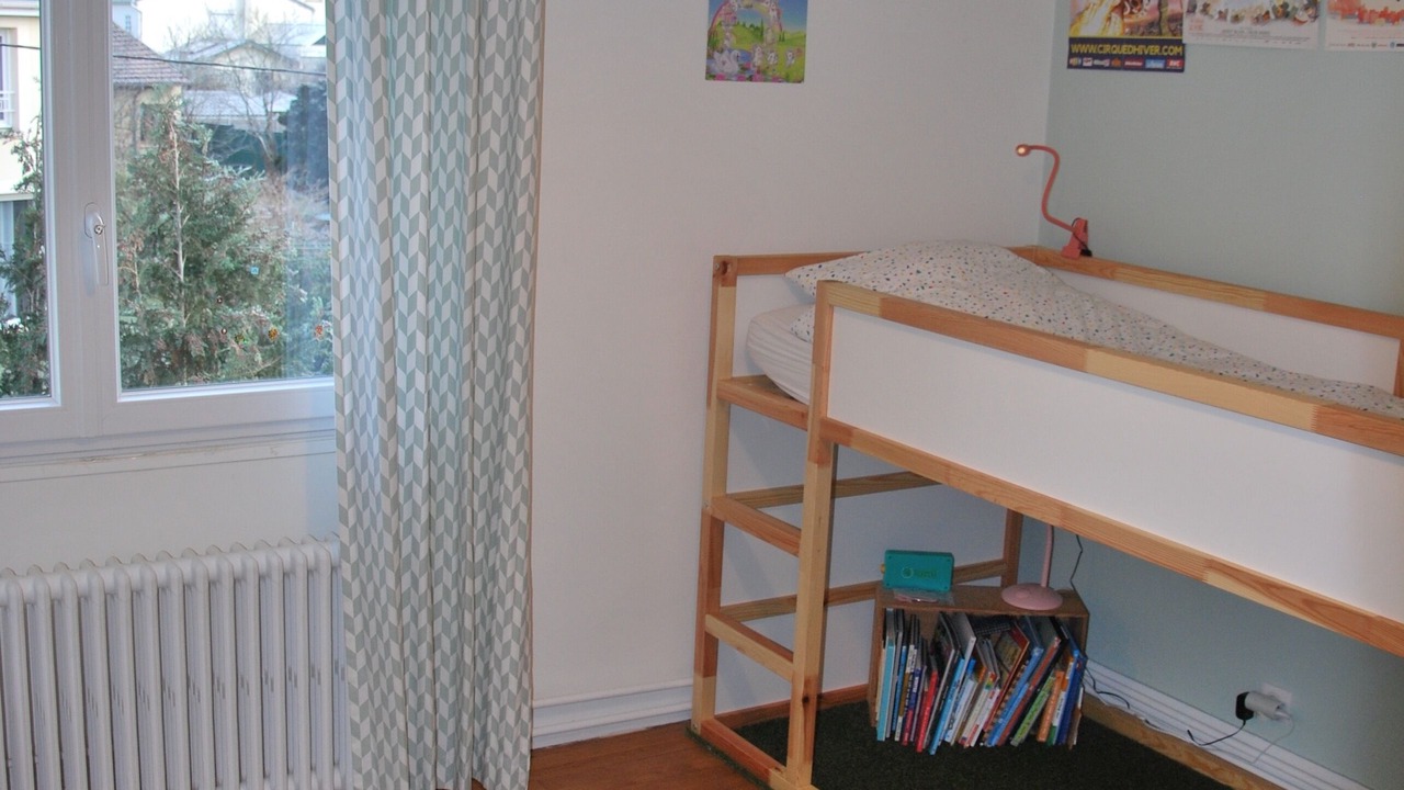 Photo of Bedroom in Palaiseau