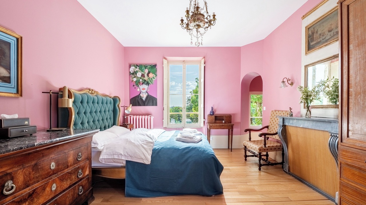 Photo of Bedroom in Liernais